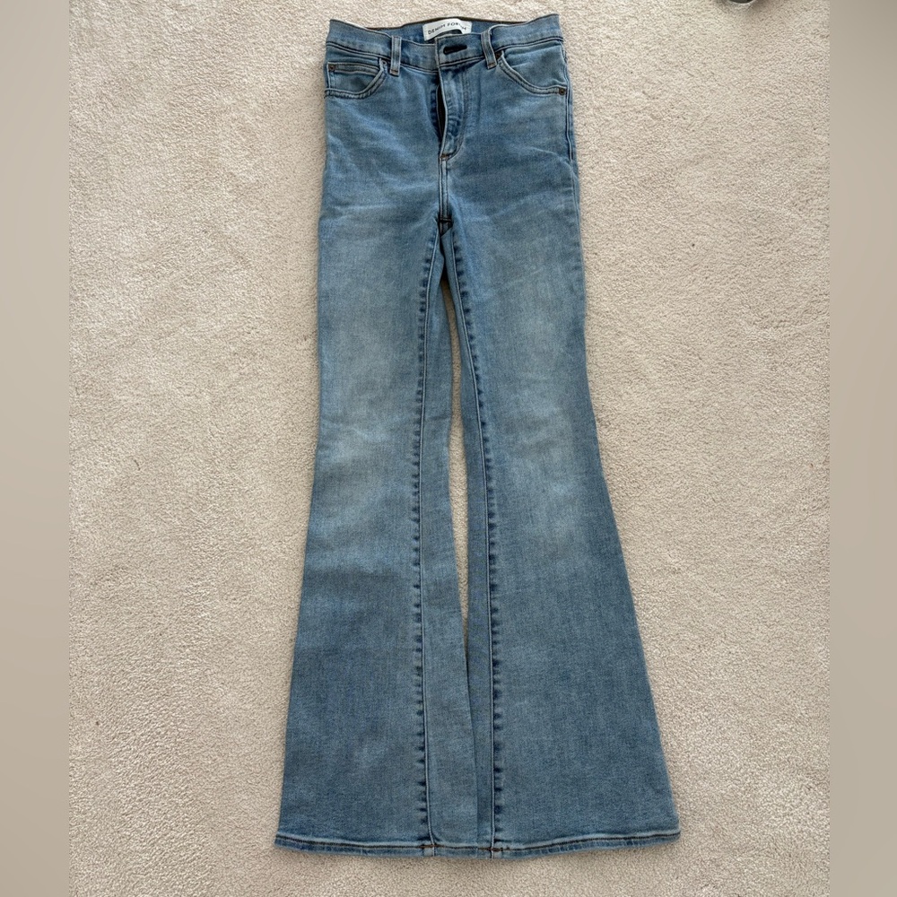 Aritzia Denim Forum Bettie High Rise flare